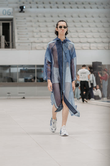 HOODED COAT MEDIUM WIDE FIT - OHMM BY BAI x KELLY TANDIONO