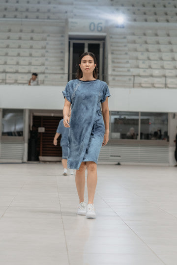 S/S DRESS ASSYMETRIC BACK DARK BLUE - OHMM BY BAI x KELLY TANDIONO
