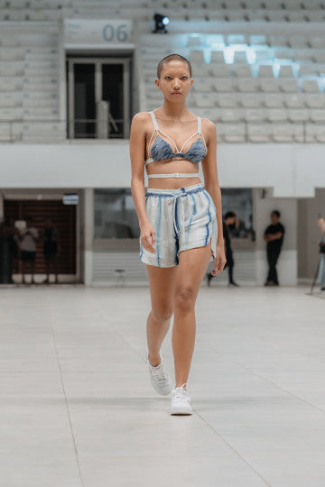 SHORT SUPER WIDE FIT BLUE WHITE - OHMM BY BAI x KELLY TANDIONO